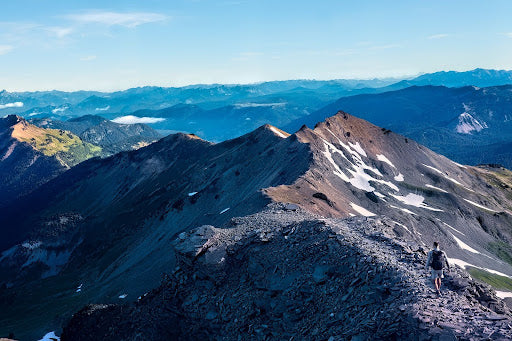 The Best Day Hikes Along the Pacific Crest Trail By Dave Stamboulis